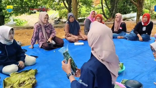 
					Warga Sukamanah Dapat pelatihan pengolahan Ikan dari DPKHP