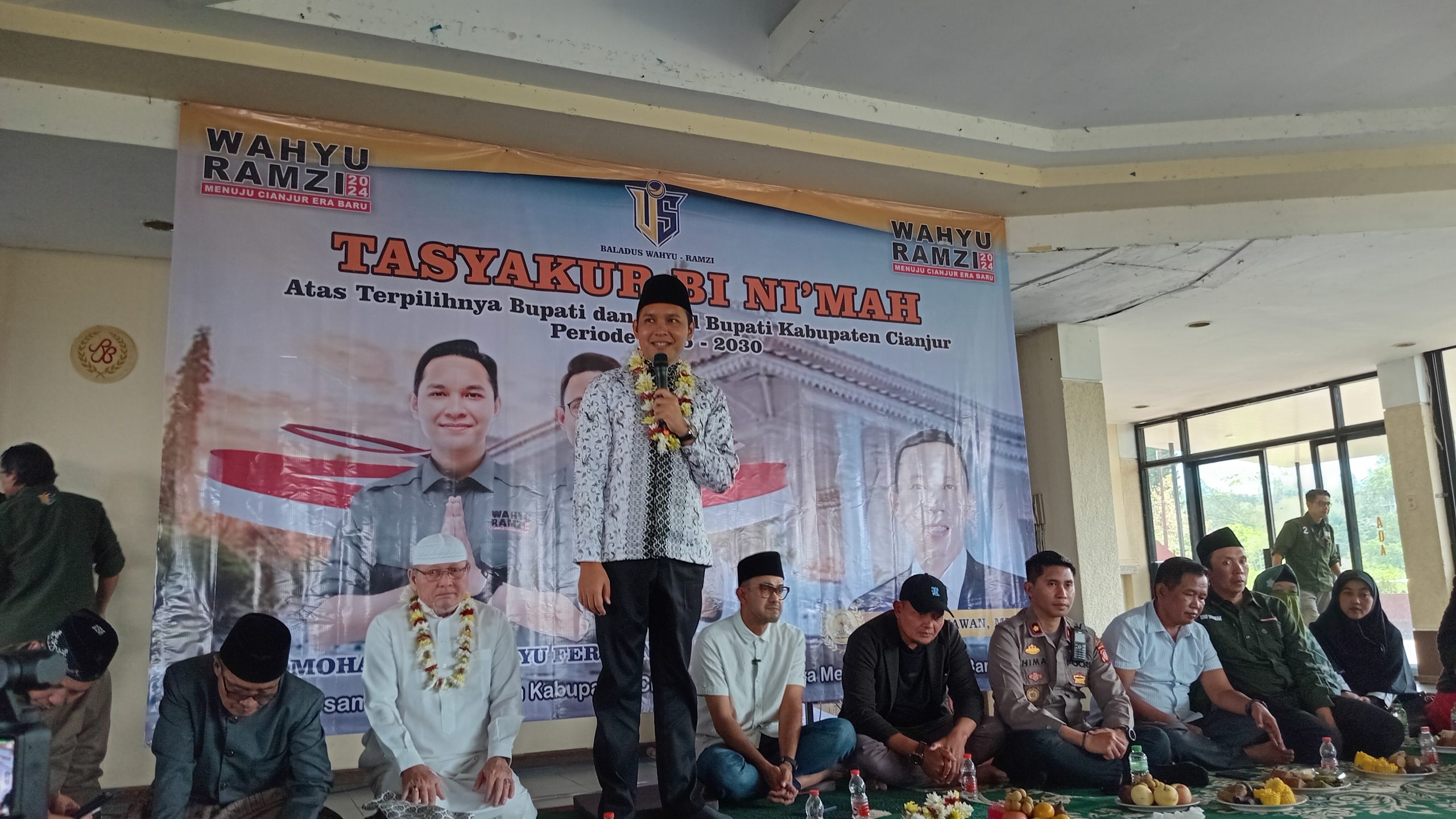 Wahyu-Ramzi Gelar Tasyakur Kemenangan Bersama Warga Cipanas