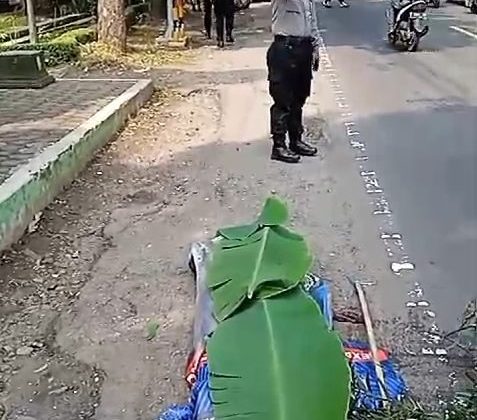 Tragedi di Jalan Raya Bandung, Ibu Rumah Tangga Tewas Terlindas Bus di Cianjur