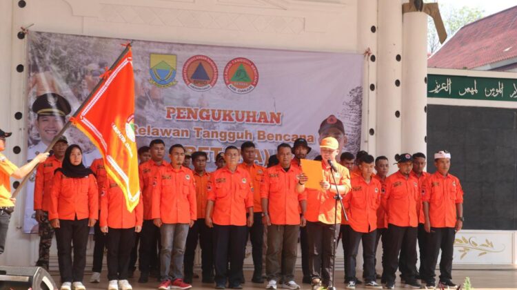 Resmi! Relawan Tangguh Bencana (Retana) Cianjur Dikukuhkan, Siap Jadi Garda Terdepan Penanganan Bencana dengan Kekuatan Baru!