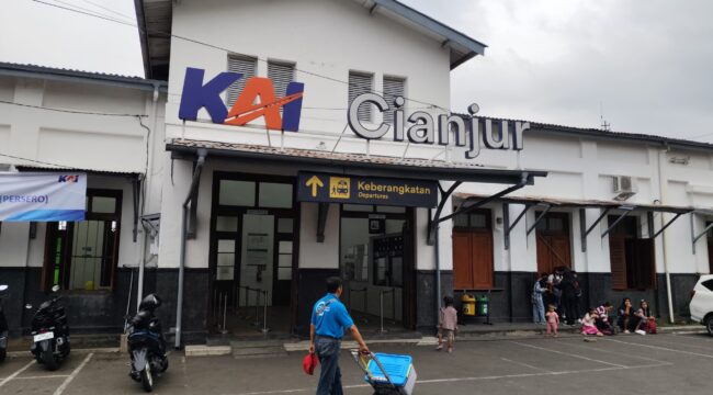 Stasiun Cianjur. (Foto : Cianjur Times)