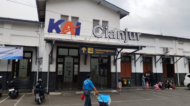 Stasiun Cianjur. (Foto : Cianjur Times)