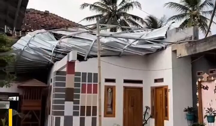 Angin Puting Beliung Cianjur Terjang Dua Kecamatan, 35 Rumah Rusak dan Kerugian Ratusan Juta