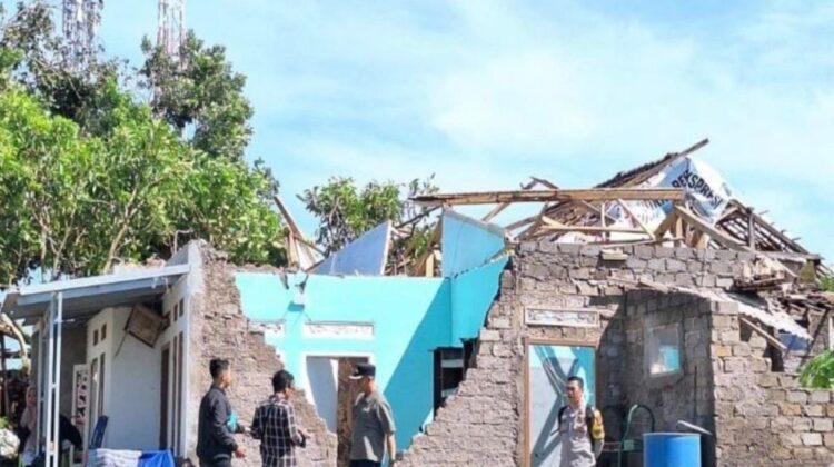 Ratusan Rumah Rusak Akibat Cuaca Ekstrem di Cianjur, 40 KK Terpaksa Mengungsi