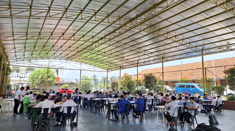 Al-Madina Cianjur Jadi Test Center Grand Final EMC Season 7, Ratusan Siswa Adu Kemampuan Matematika