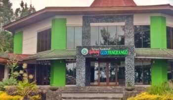 pendakian gunung gede