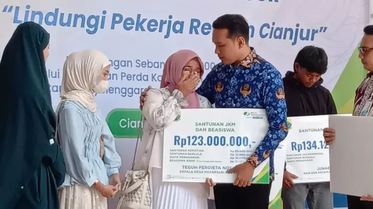 Luncurkan Universal Coverage, Pemkab Fasilitasi 40 Ribu Pekerja Rentan Masuk Jamsostek Cianjur