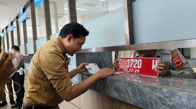 Pemkab Cianjur Lunasi Tunggakan Rp1 Miliar Tunggakan Pajak Kendaraan Dinas