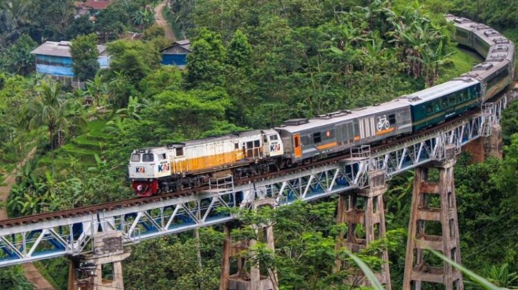 Belum Beroperasi, ini alasan KAI Tunda Operasional KA Wisata Jaka Lalana