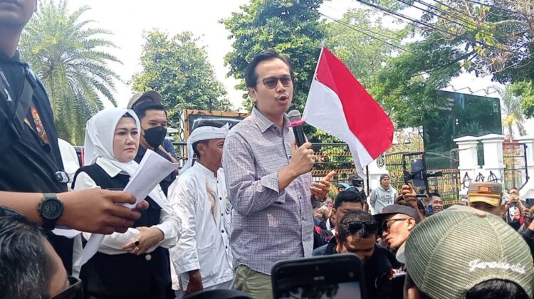 Temui Aliansi Indonesia Waras, Pimpinan DPRD Cianjur Pastikan Tindak Lanjuti Tiga Tuntutan Massa