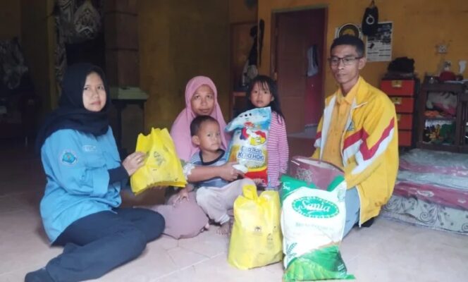 
					Respon Cepat Laporan Warga, Ketua DPRD Cianjur Peduli Warga Ciranjang yang Memprihatinkan