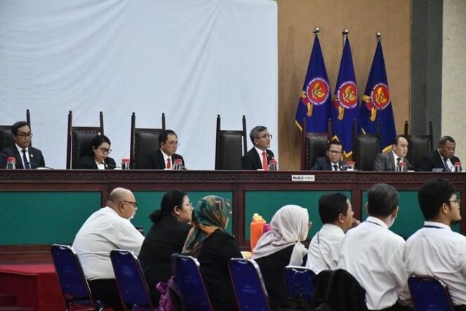 
					KPPU Siap Bacakan Putusan Kasus Pinjol, Industri Fintech Menanti Kepastian Hukum