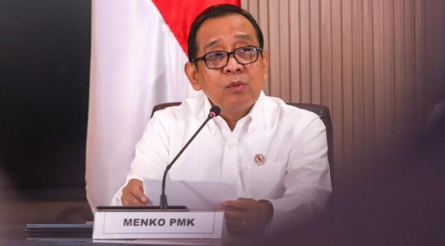 Menko PMK, Pratikno.