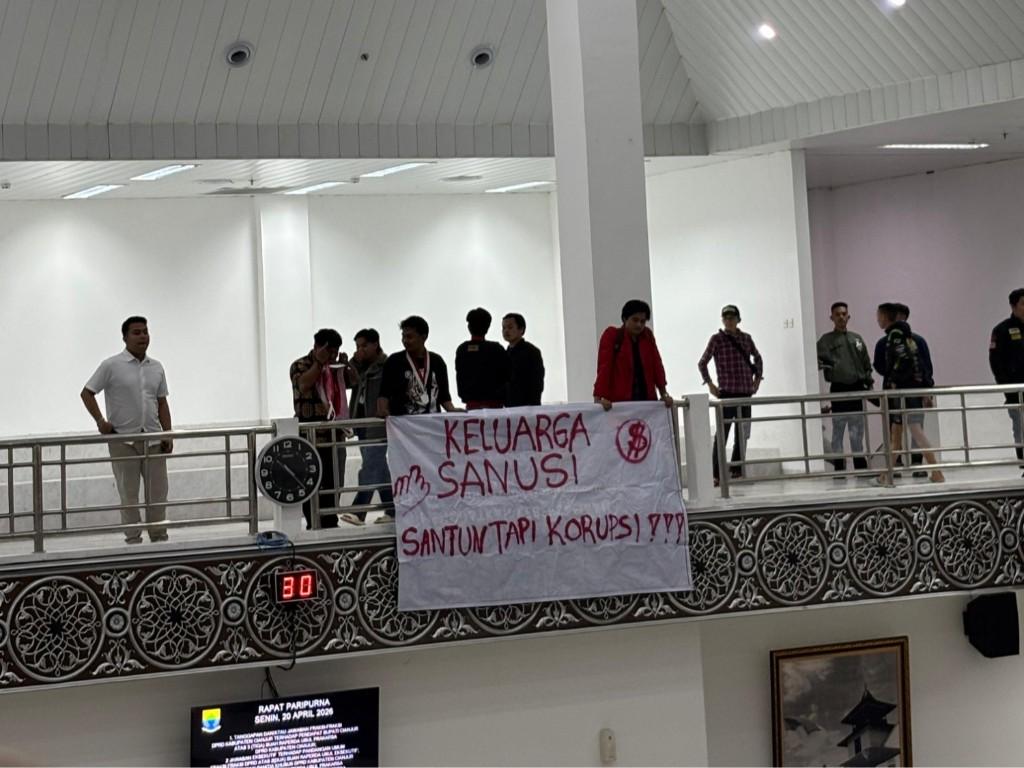 Sidang paripurna DPRD Cianjur