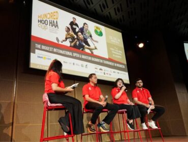 Marlev Mainaky (Dua dari kiri), Tournament Director HUNDRED HOO HAA CUP 2026, Marcia Hutagalung (Tiga dari kiri), Co-Founder HUNDRED HOO HAA CUP 2026, Sharan Kumar (Paaling Kanan), Marketing and Promotion Manager PT. Mentari Cemerlang Indonesia.