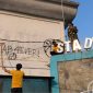 Polres cianjur membersihkan vandalisme