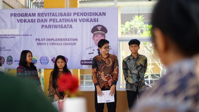 
					SMKN 1 Cipanas Jadi Sekolah Percontohan Nasional Pendidikan Vokasi Pariwisata
