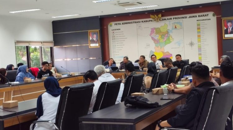 Pedagang Segar Alam Puncak Minta DPRD Cianjur Fasilitasi Penataan Ulang Kios