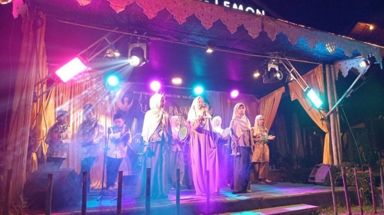 Tahun Baru Islam di Lebak Pasar Cipanas, Warga Gelar Pawai Obor dan Bedah Sejarah Kampung